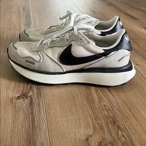 Nike Cream and Black sneakers